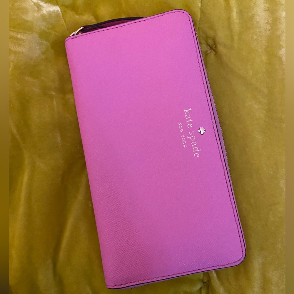 Kate Spade Saffiano Leather Wallet